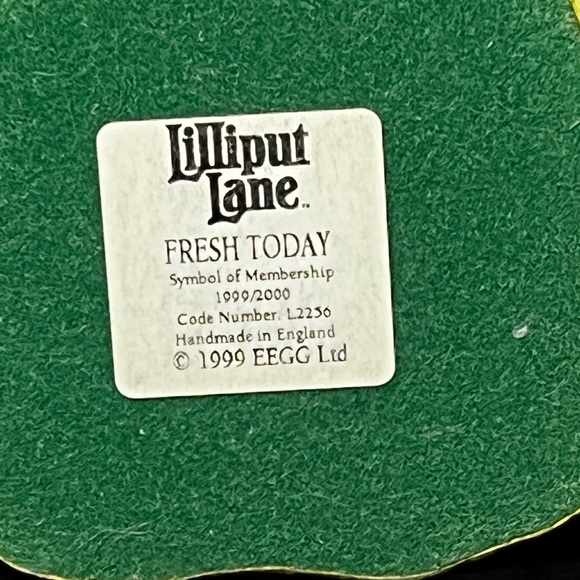 Lilliput Lane | Fresh Today | Collectors' Club - Picture 12 of 13